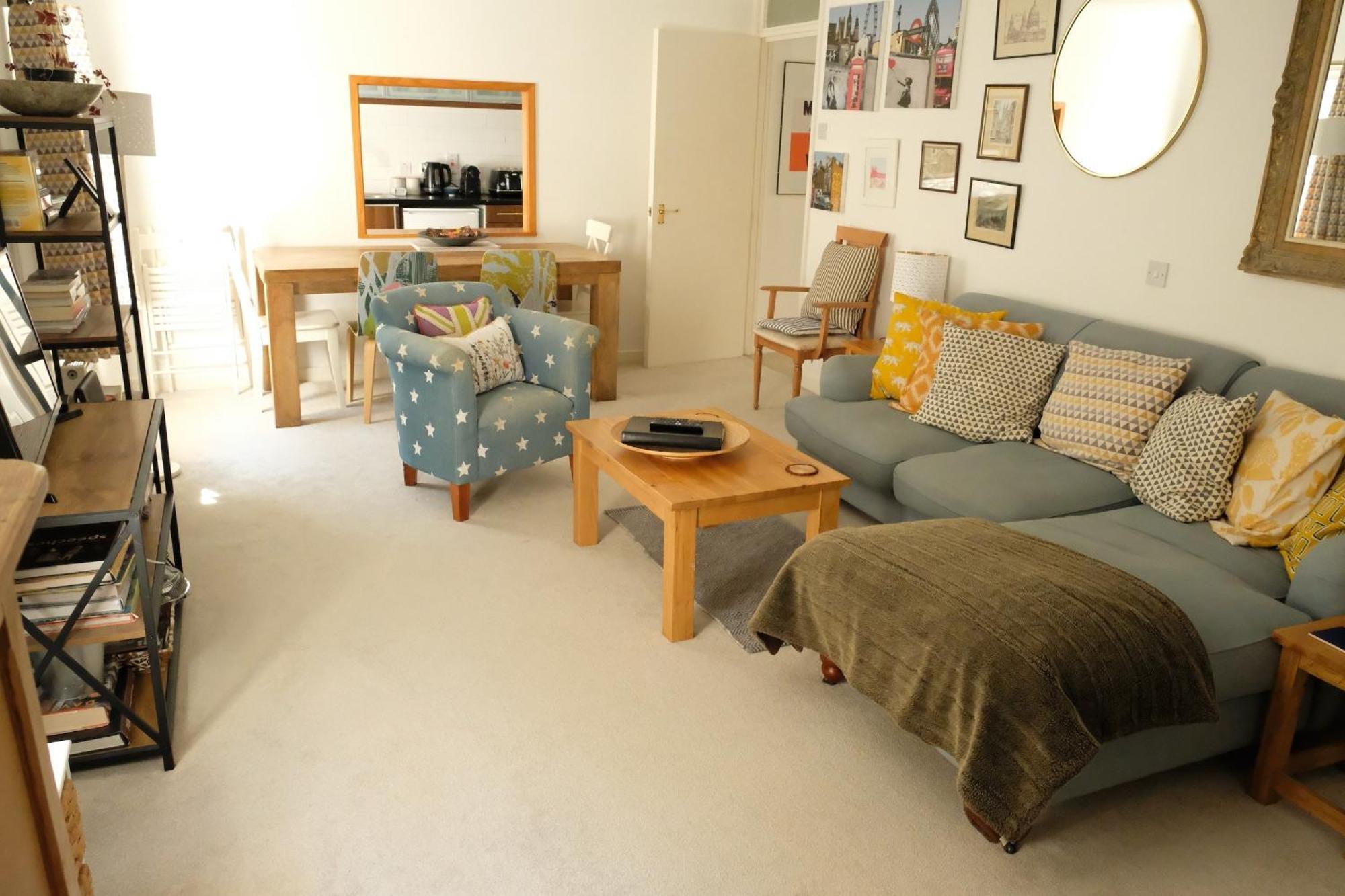 Spacious City Centre Apartment Bath Dış mekan fotoğraf
